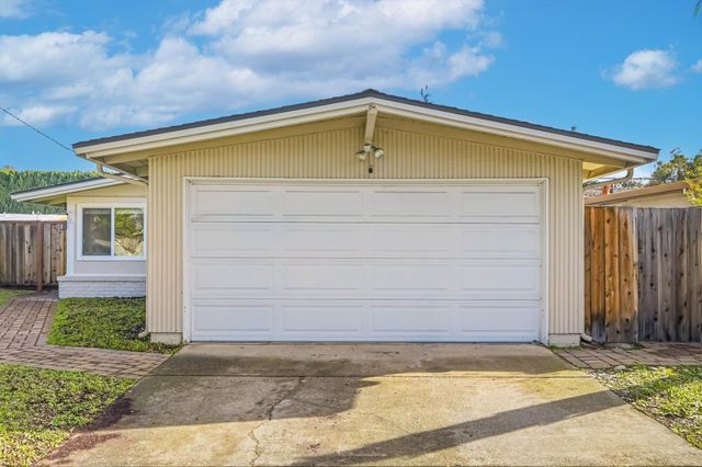 984 Fairwood Avenue, Sunnyvale, CA 94089