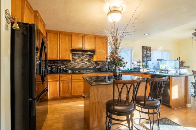 1811 Paseo Penasco, Roseville, CA 95747