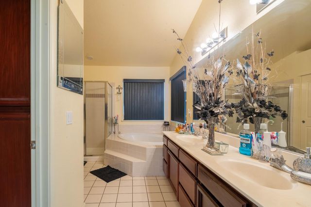 1811 Paseo Penasco, Roseville, CA 95747