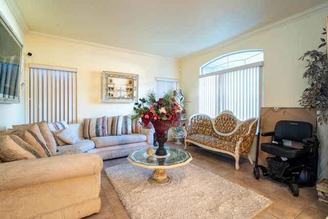 1811 Paseo Penasco, Roseville, CA 95747