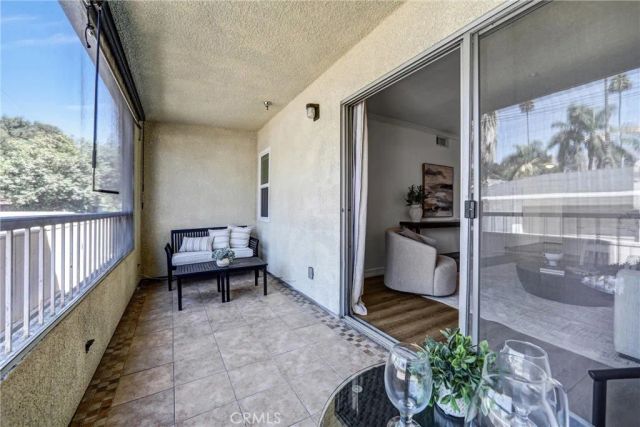 430 N Holliston 104, Pasadena, CA 91106