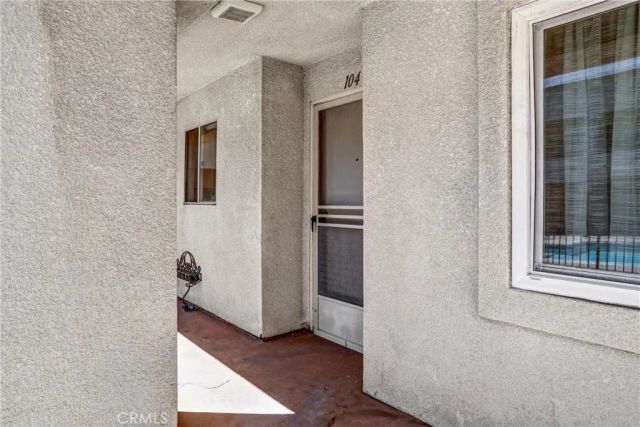 430 N Holliston 104, Pasadena, CA 91106