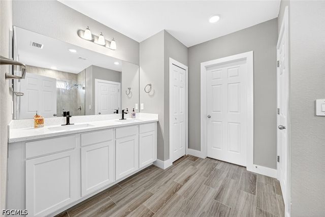 2008 NW 24th PL, Cape Coral, FL 33993