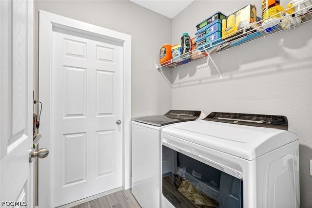 2008 NW 24th PL, Cape Coral, FL 33993