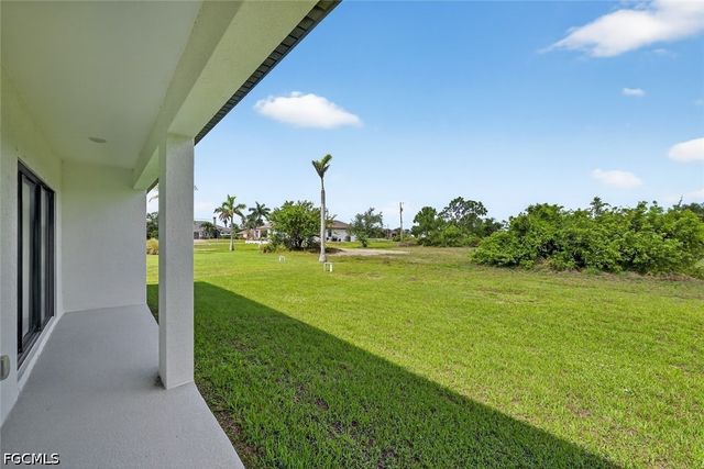 2008 NW 24th PL, Cape Coral, FL 33993