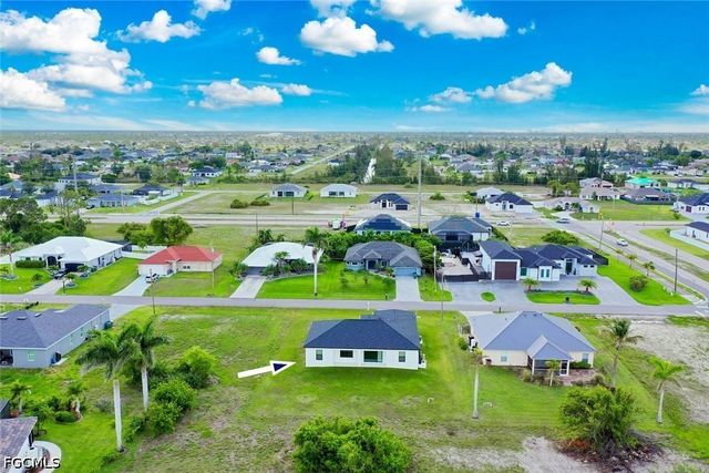 2008 NW 24th PL, Cape Coral, FL 33993