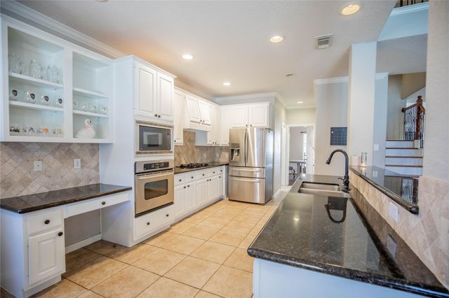 19519 Piney Lake Drive, Spring, TX 77388