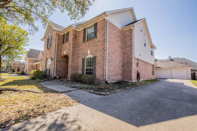 19519 Piney Lake Drive, Spring, TX 77388