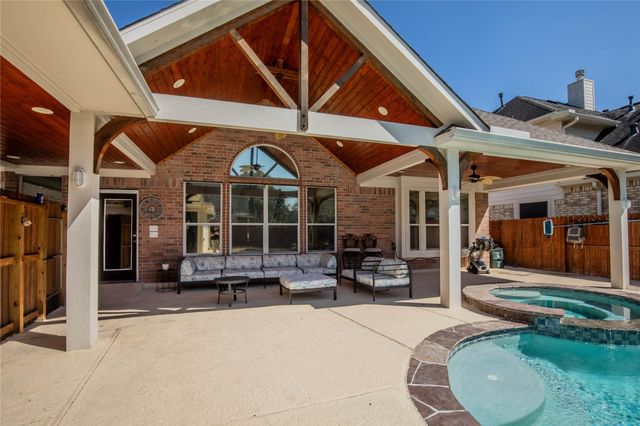 19519 Piney Lake Drive, Spring, TX 77388