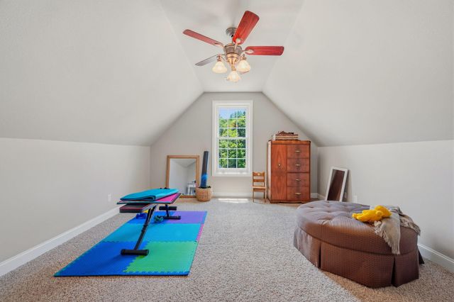 612 Sunset Valley Drive, Soddy Daisy, TN 37379