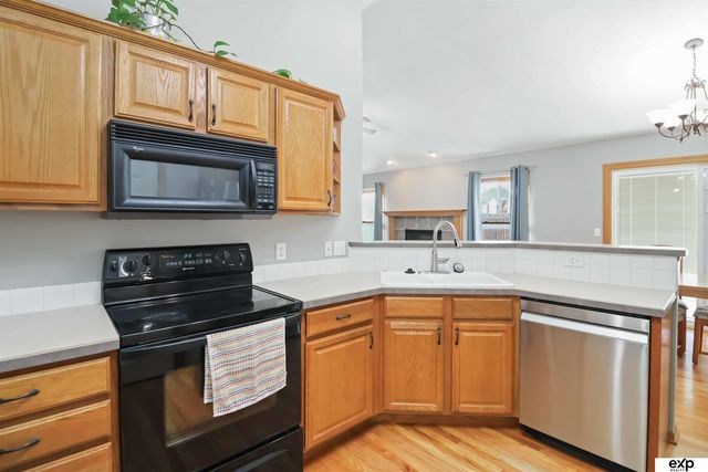 2301 N 83 Street, Lincoln, NE 68507