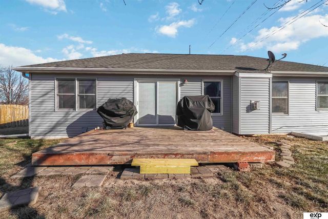 2301 N 83 Street, Lincoln, NE 68507