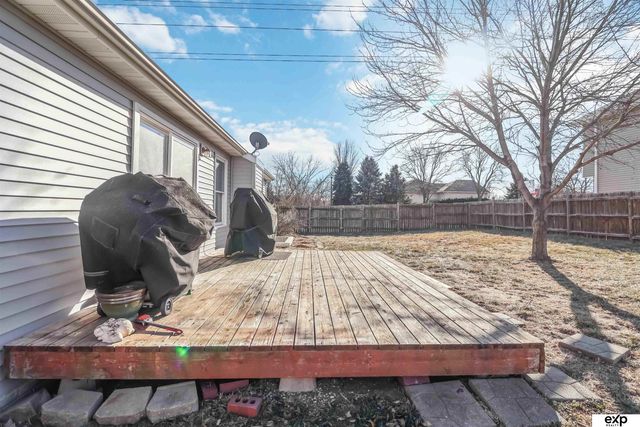 2301 N 83 Street, Lincoln, NE 68507