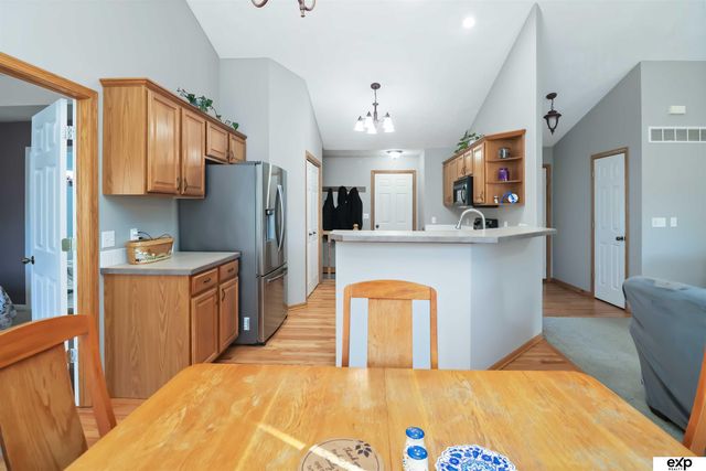 2301 N 83 Street, Lincoln, NE 68507