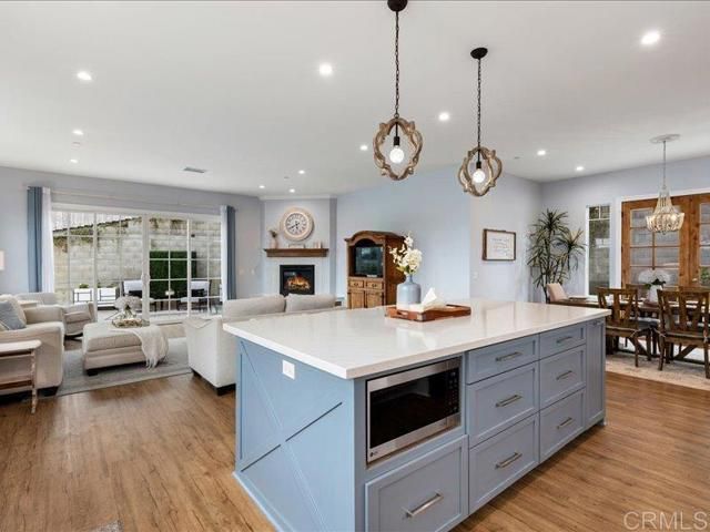 276 Hilltop Drive, Chula Vista, CA 91910