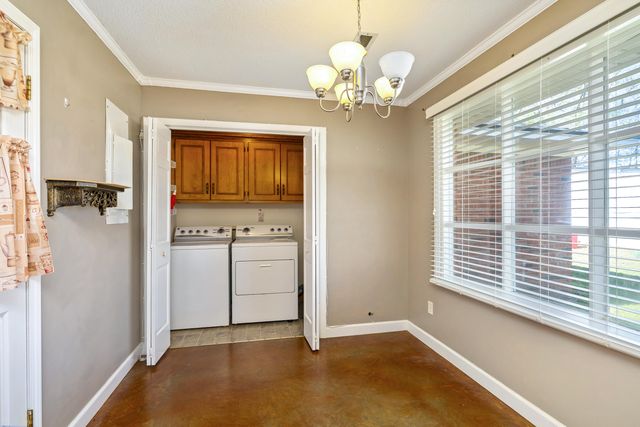 2285 Treetop Lane, Sumter, SC 29154