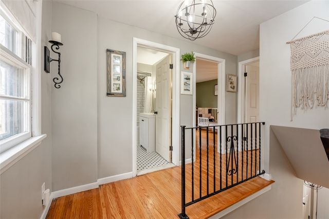 556 Wimbledon Road, Irondequoit, NY 14617