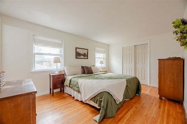 556 Wimbledon Road, Irondequoit, NY 14617