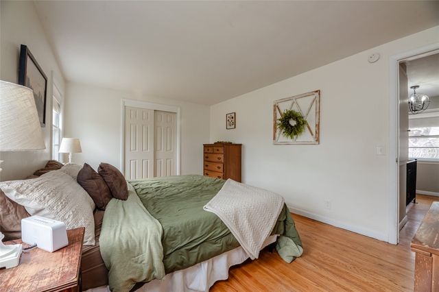 556 Wimbledon Road, Irondequoit, NY 14617