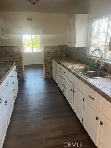 1235 N Wexham, Inglewood, CA 90302
