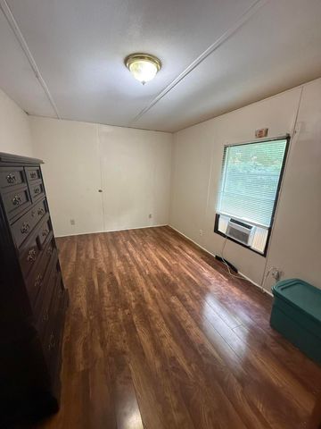 75 Locust grove Road, London, KY 40744