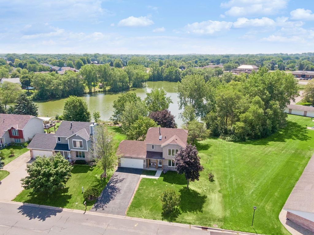 7370 158th Street W, Apple Valley, MN 55124 — photo 2