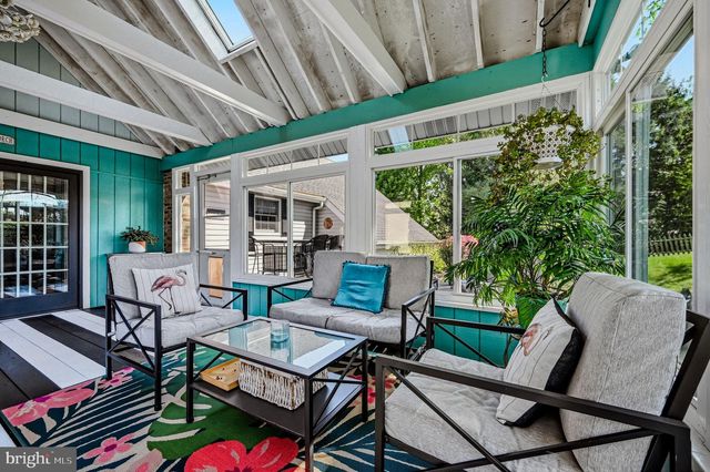 14 CAROUSEL CT, Wilmington, DE 19808