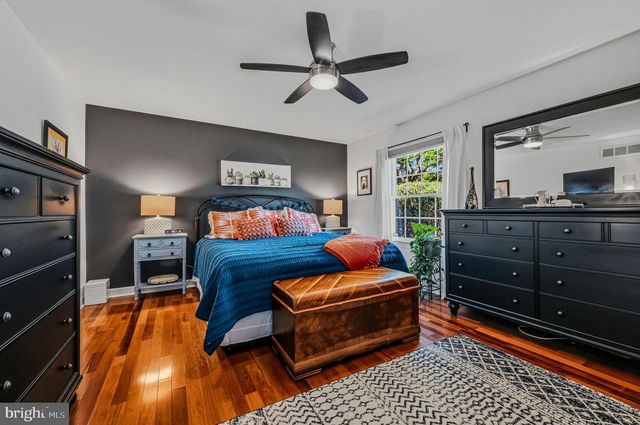 14 CAROUSEL CT, Wilmington, DE 19808