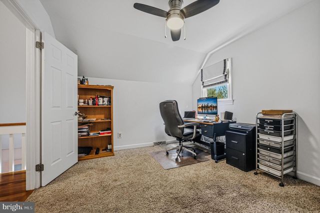 14 CAROUSEL CT, Wilmington, DE 19808
