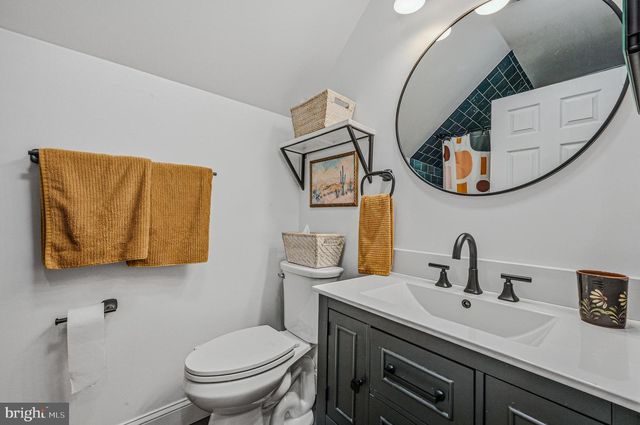 14 CAROUSEL CT, Wilmington, DE 19808