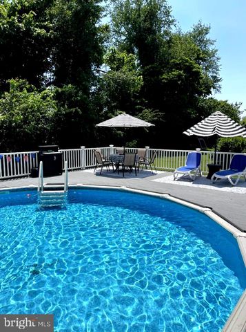 14 CAROUSEL CT, Wilmington, DE 19808