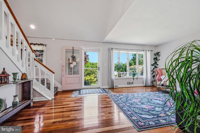 14 CAROUSEL CT, Wilmington, DE 19808