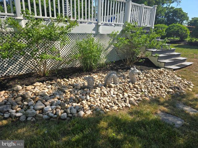 14 CAROUSEL CT, Wilmington, DE 19808
