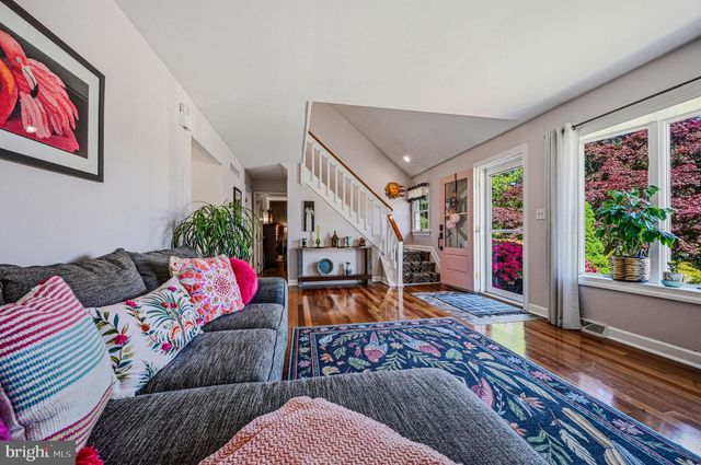 14 CAROUSEL CT, Wilmington, DE 19808