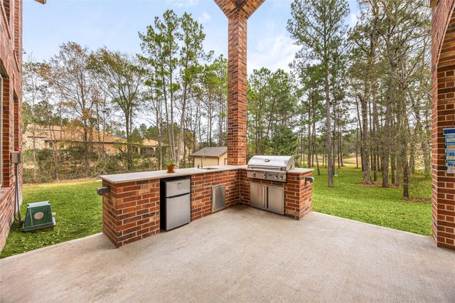 23421 Cannondale Loop, Montgomery, TX 77316