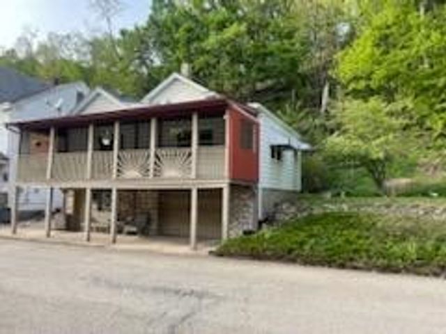 751 Naylor St, Greenfield, PA 15207
