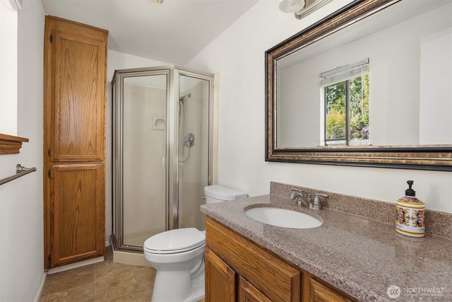 20816 1st Place S, Des Moines, WA 98198