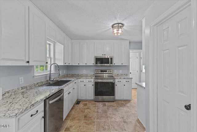3124 Eric Street, Willow Springs, NC 27592
