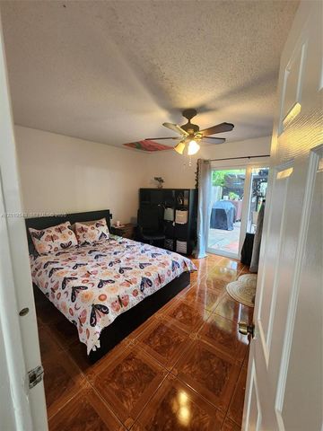 6931 SW 111th Court, Miami, FL 33173