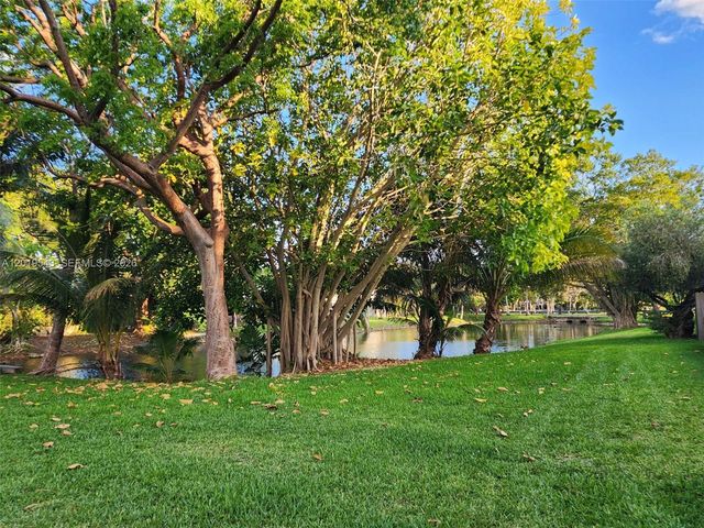 6931 SW 111th Court, Miami, FL 33173