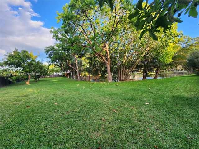 6931 SW 111th Court, Miami, FL 33173