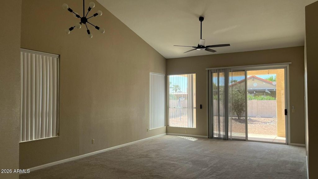 10533 E ELMHURST Drive, Sun Lakes, AZ 85248 — photo 2