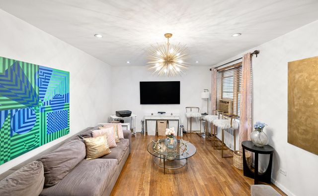 180 Van Cortlandt Park S Apt 4H, New York City, NY 10463