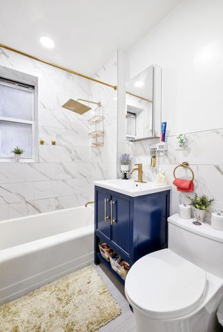 180 Van Cortlandt Park S Apt 4H, New York City, NY 10463