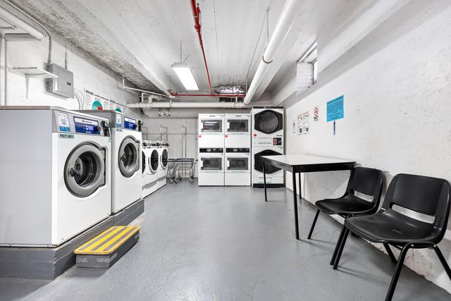 180 Van Cortlandt Park S Apt 4H, New York City, NY 10463