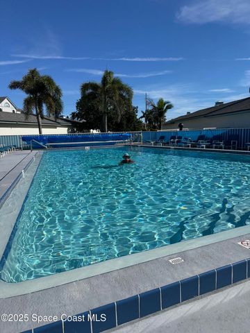 540 S Brevard Avenue 423, Cocoa Beach, FL 32931