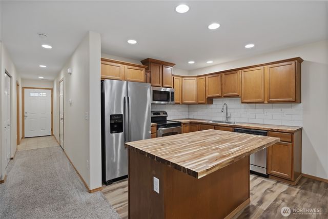 115 N Indiana Avenue, Granite Falls, WA 98252