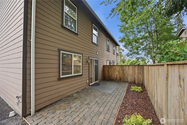 115 N Indiana Avenue, Granite Falls, WA 98252