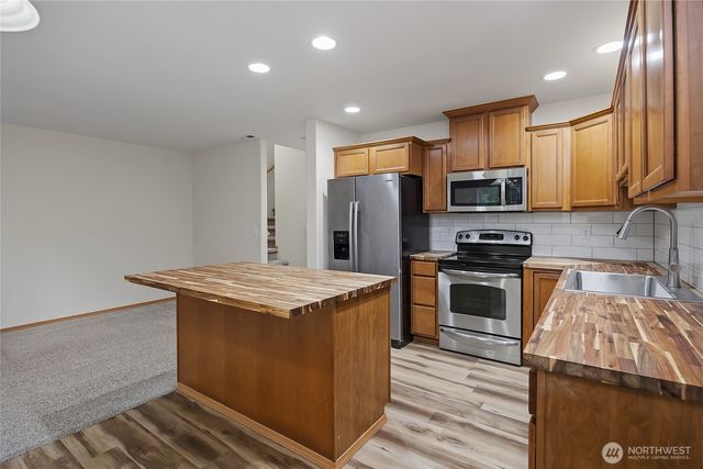 115 N Indiana Avenue, Granite Falls, WA 98252