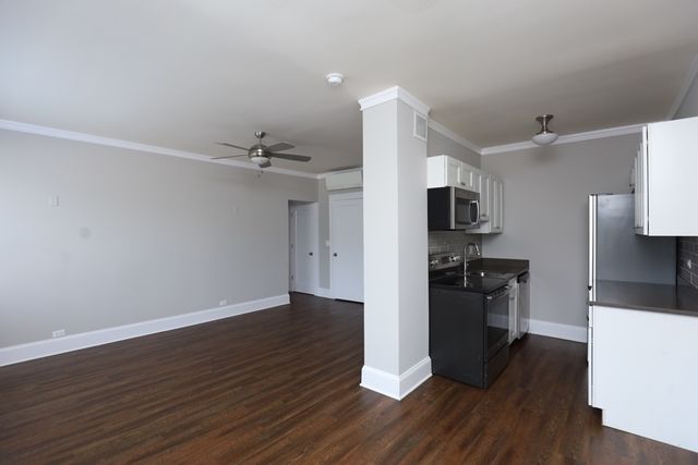 817 W Lakeside Place 408, Chicago, IL 60640